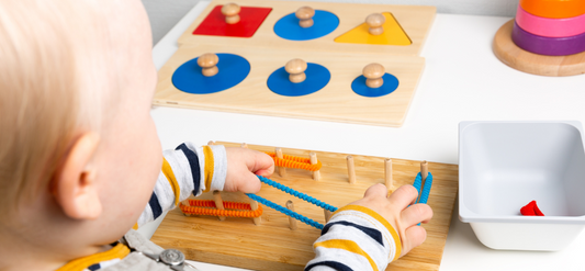 A Importância dos Brinquedos Montessori no Desenvolvimento na Infância