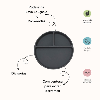 Prato de silicone com duas divisorias na vertical e uma divisoria na horizontal na cor chumbo. Imagem contém informações sobre o produto.